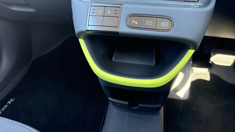 Hyundai INSTER 85kW Cross 49kWh 5dr Auto Electric Hatchback